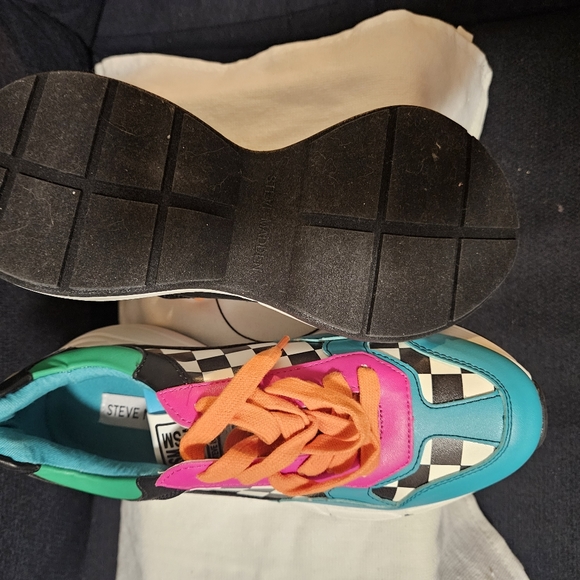 SM Checkered Colorful Sneakers - Picture 3 of 5